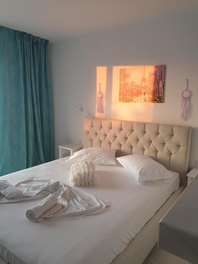 ماليا Silia Suites المظهر الخارجي الصورة