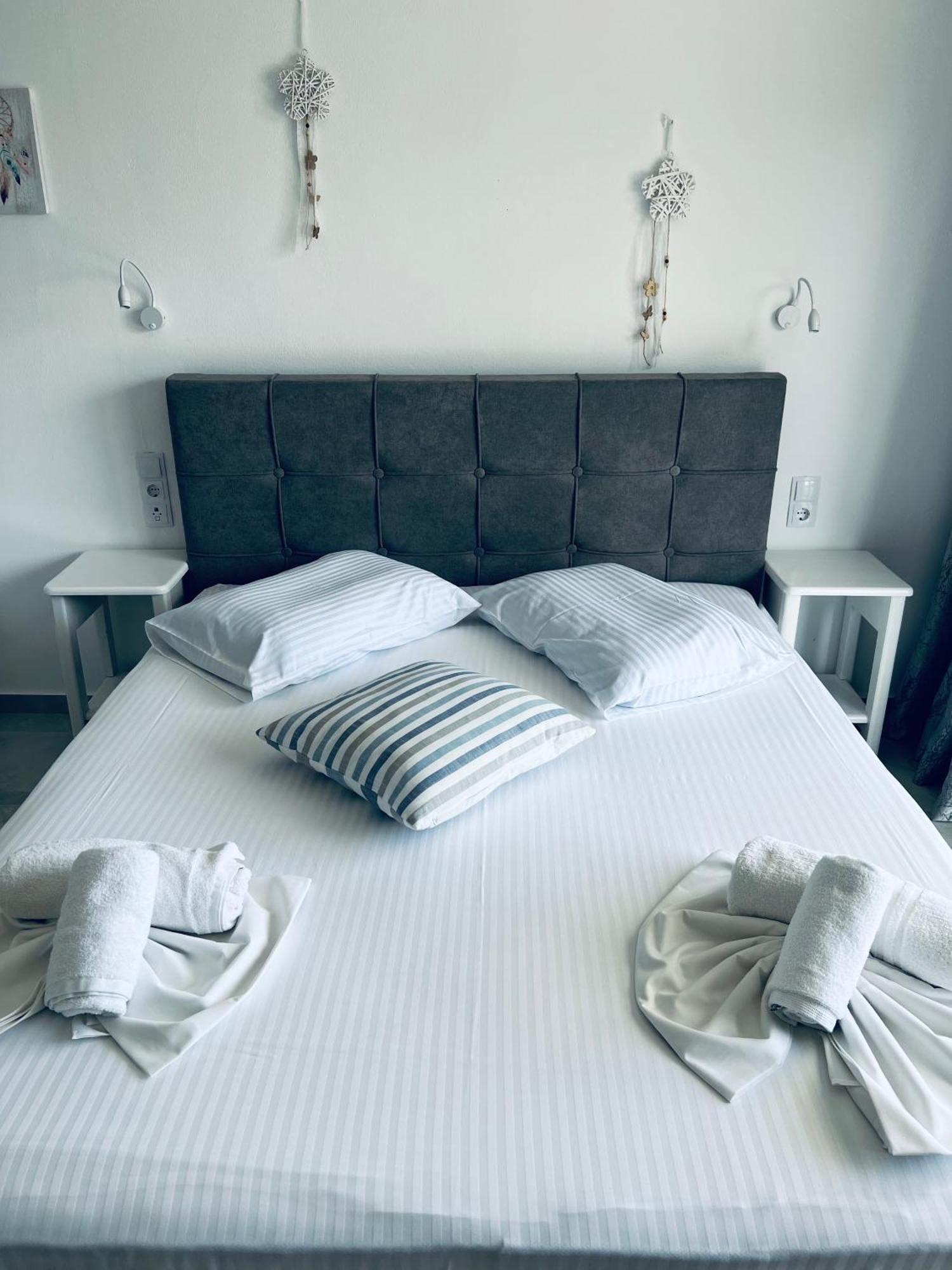 ماليا Silia Suites المظهر الخارجي الصورة