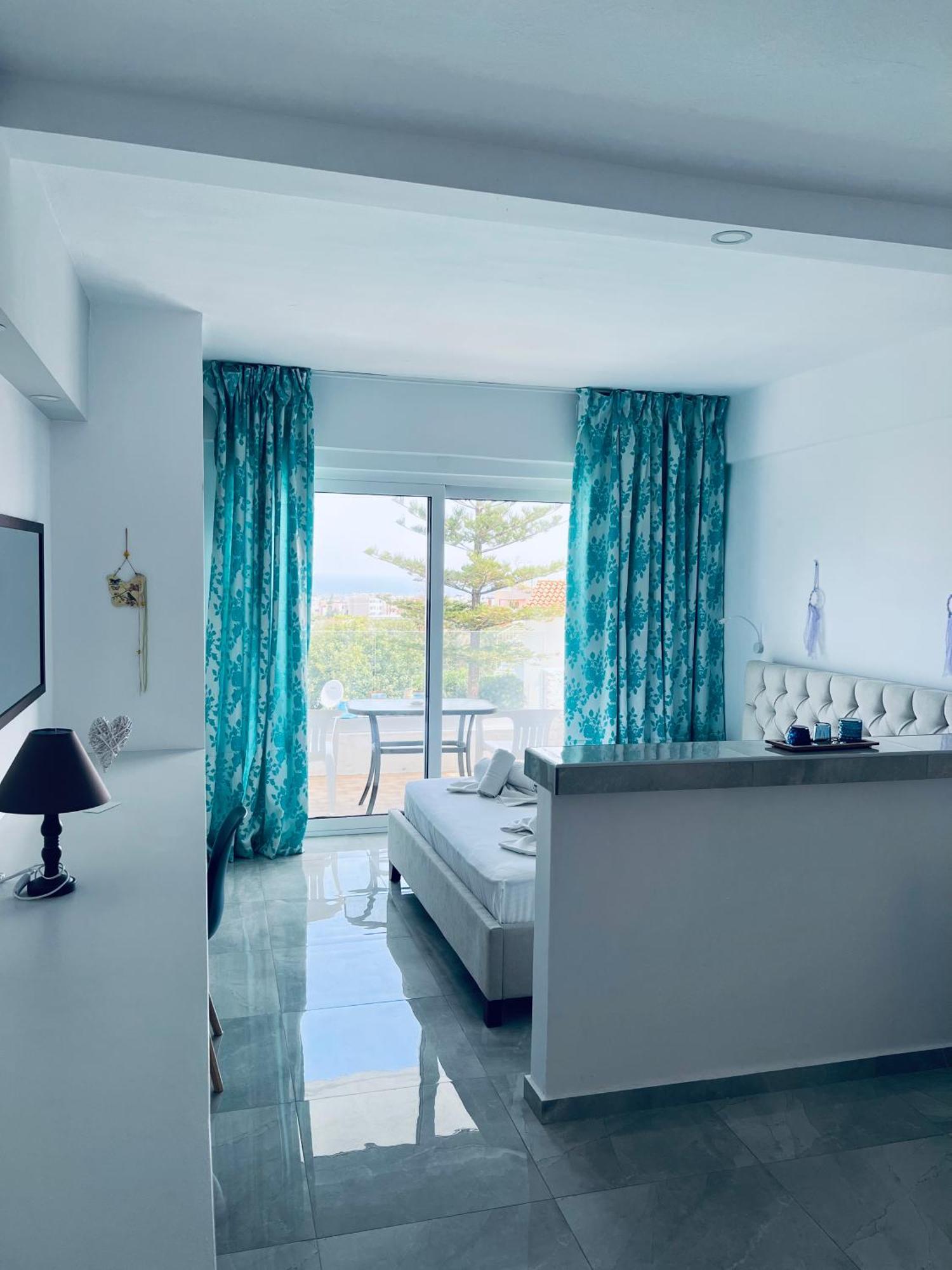 ماليا Silia Suites المظهر الخارجي الصورة
