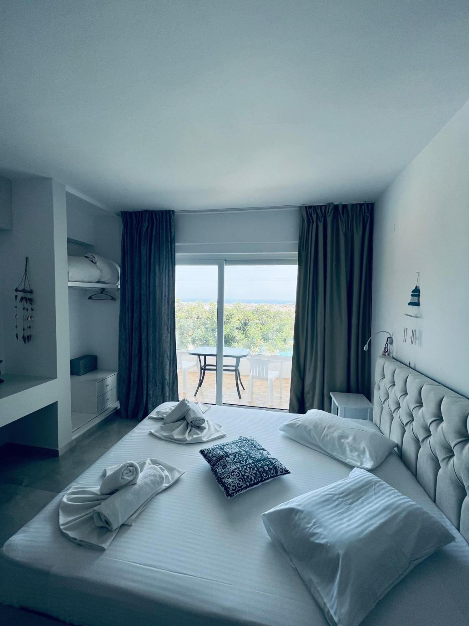 ماليا Silia Suites المظهر الخارجي الصورة