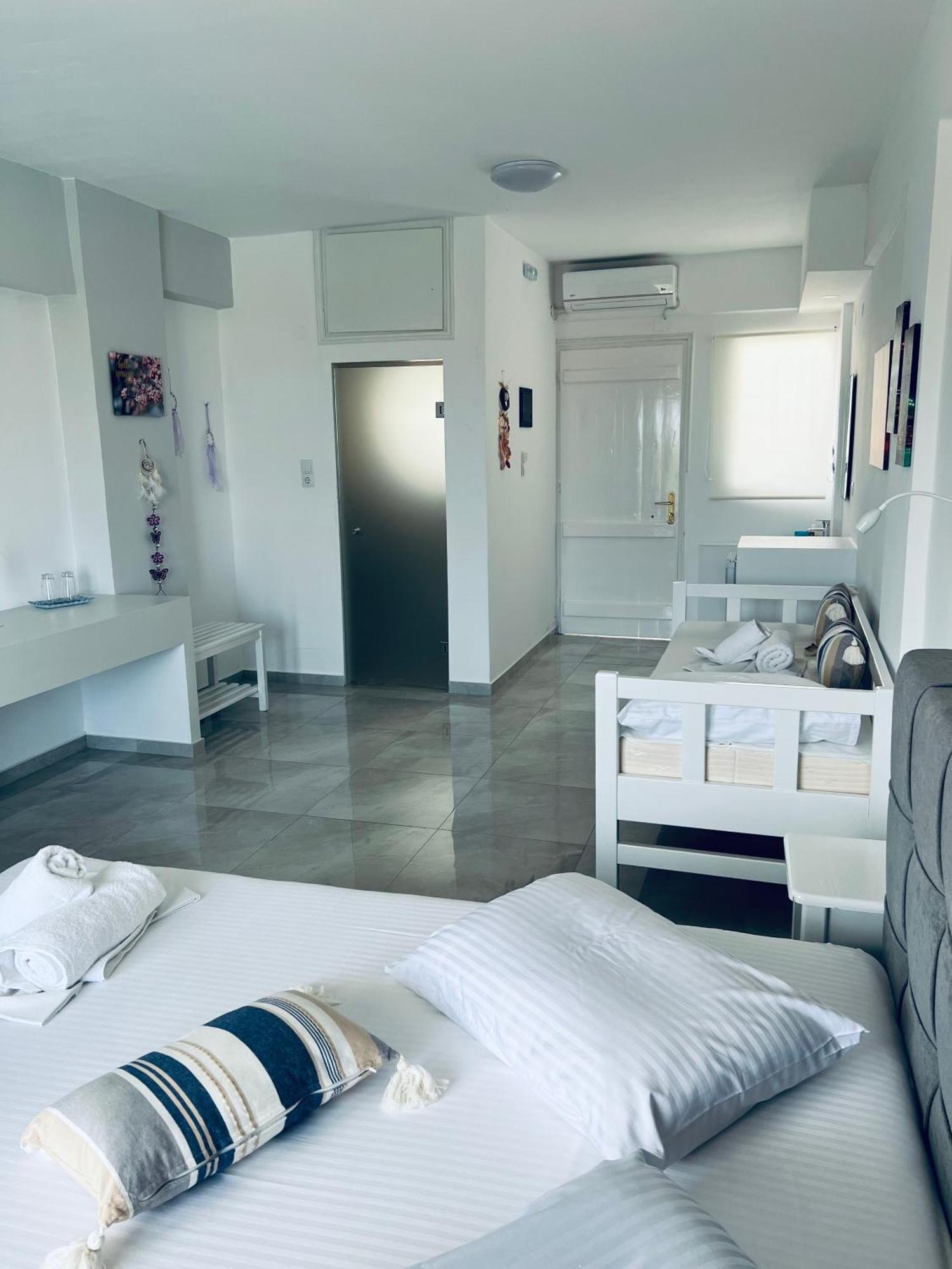 ماليا Silia Suites المظهر الخارجي الصورة