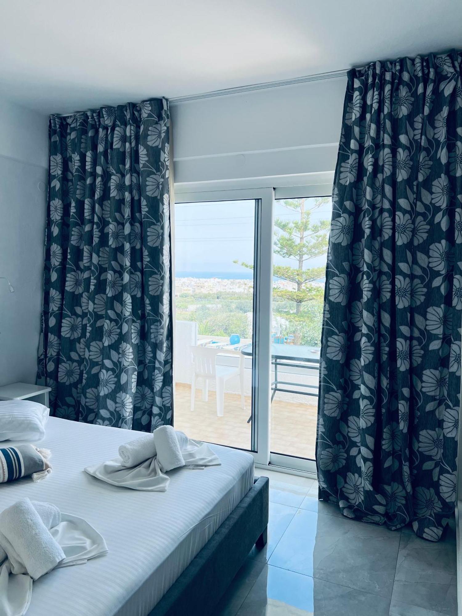 ماليا Silia Suites المظهر الخارجي الصورة